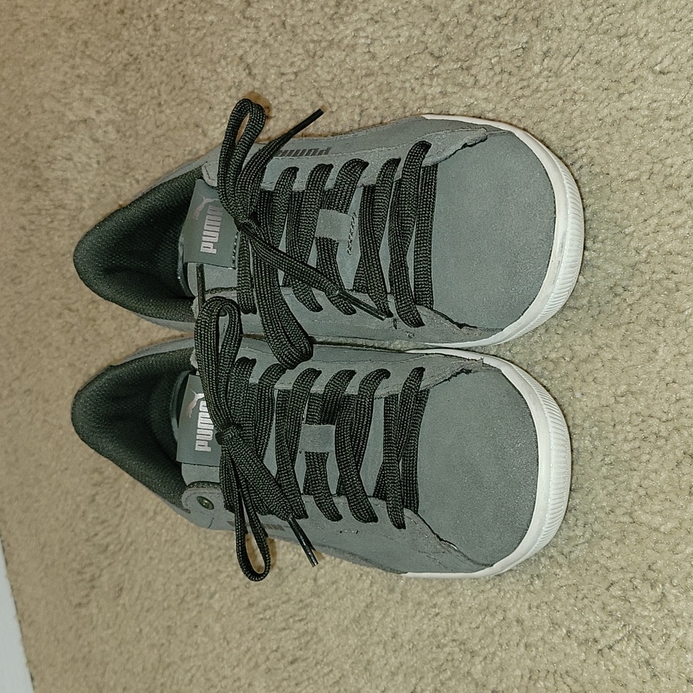 Puma Sneakers